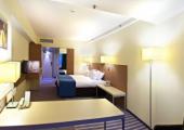 Executive Room w King Size Bed